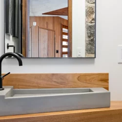 close up on rectangle sink